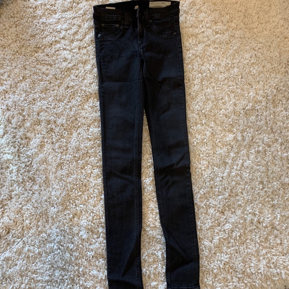 Skinny jeans